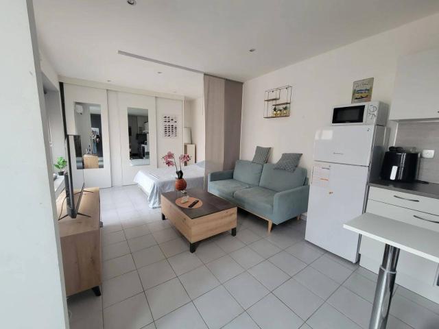 Studio location à Marignane, Bouches-du-Rhône