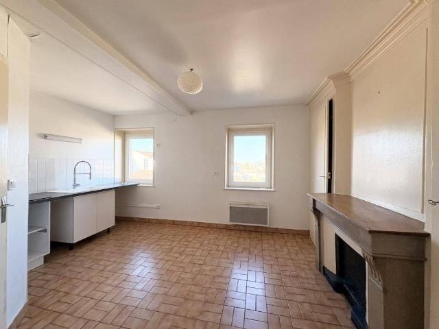 Appartement location à Saint-Jean-d'Ardières, Belleville-en-Beaujolais