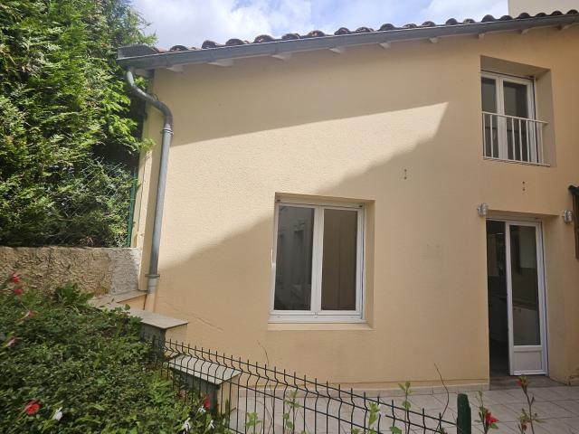 Duplex location à Buxerolles, Vienne