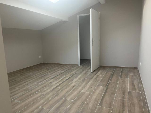 Appartement location à Cité des Jonquières, Ancône