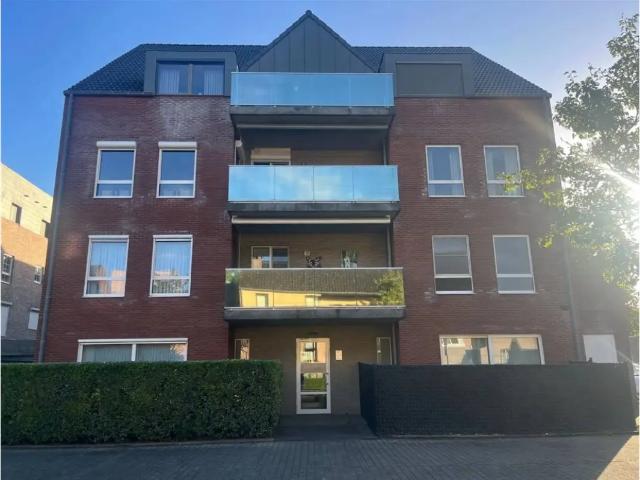 Duplex location à Geel