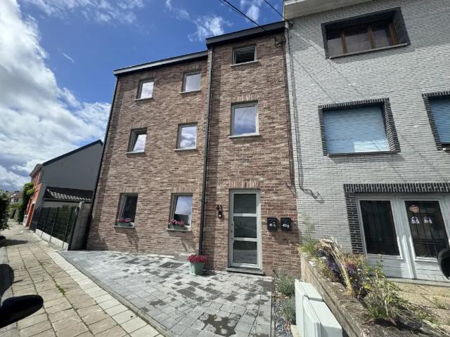 Duplex location à Bergen, Wallonie