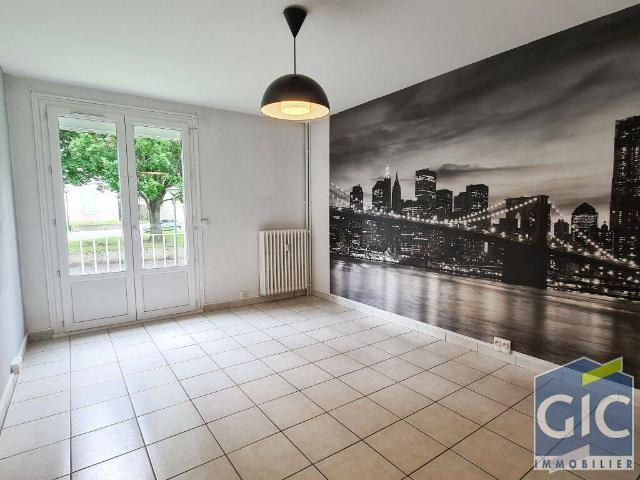 Appartement location à Le Bourg, Hérouville-Saint-Clair