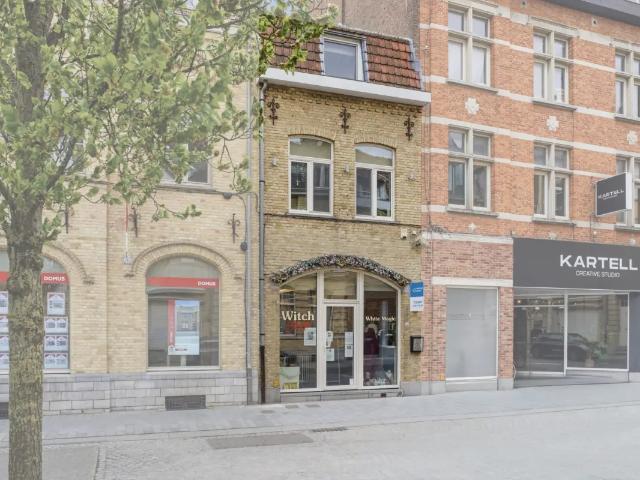 Local Commercial location à Ieper, West-Vlaanderen