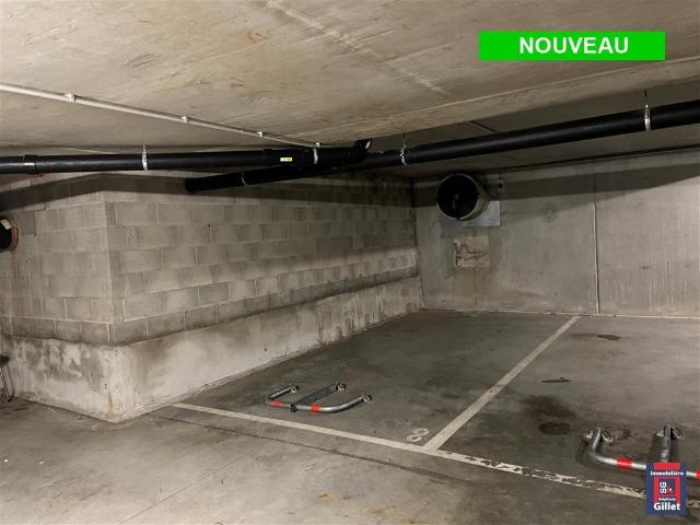 Garage location à Andenne Garage location à Andenne