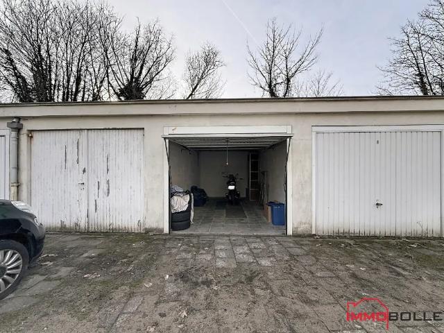 Garage location à Oudergem, Bruxelles