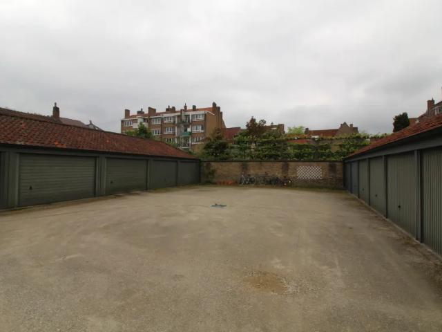Garage location à Brugge