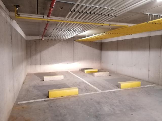 Garage location à Brugge, West-Vlaanderen