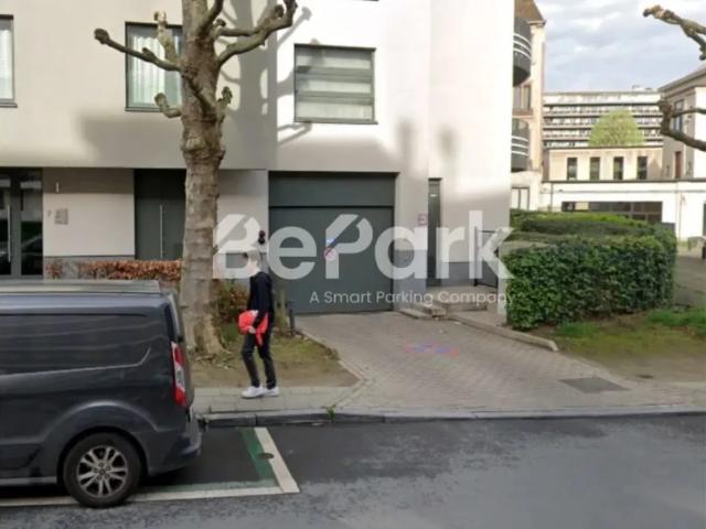 Garage location à Forest - Vorst, Brussel-Hoofdstad - Bruxelles-Capitale