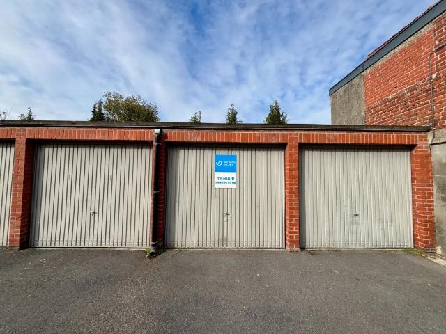 Garage location à Ieper