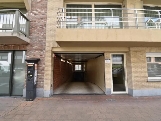 Garage location à Knokke-heist, West-Vlaanderen