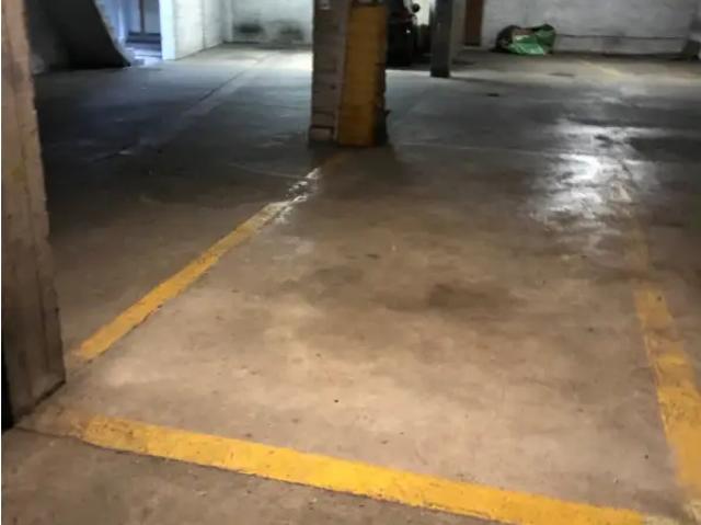 Garage location à Liège, Wallonie
