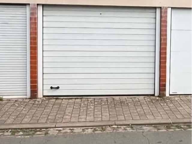 Garage location à Bergen, Wallonie