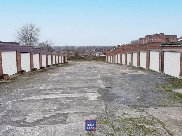 Garage location à Mouscron, Wallonie