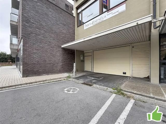 Garage location à Mouscron, Wallonie