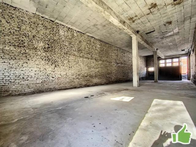 Garage location à Mouscron, Wallonie