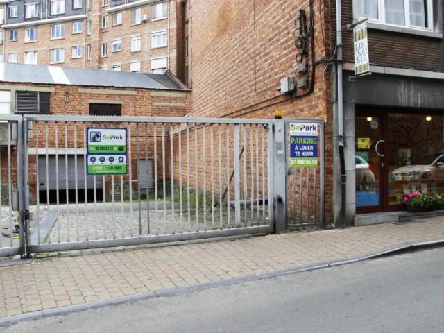 Garage location à Namur