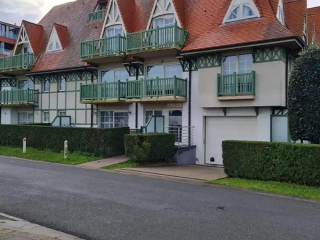 Garage location à Nieuwpoort, West-Vlaanderen