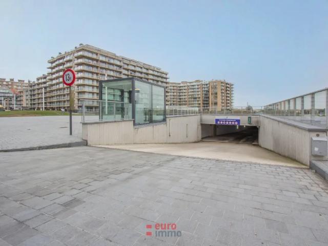 Garage location à Nieuwpoort, West-Vlaanderen