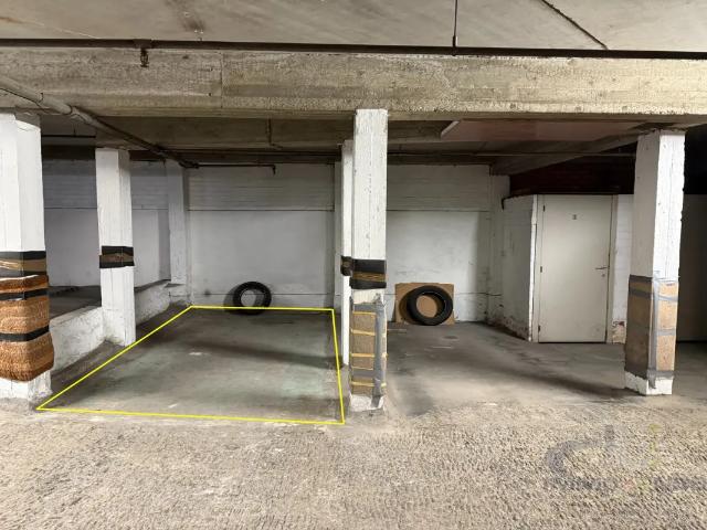 Garage location à Oostende, West-Vlaanderen