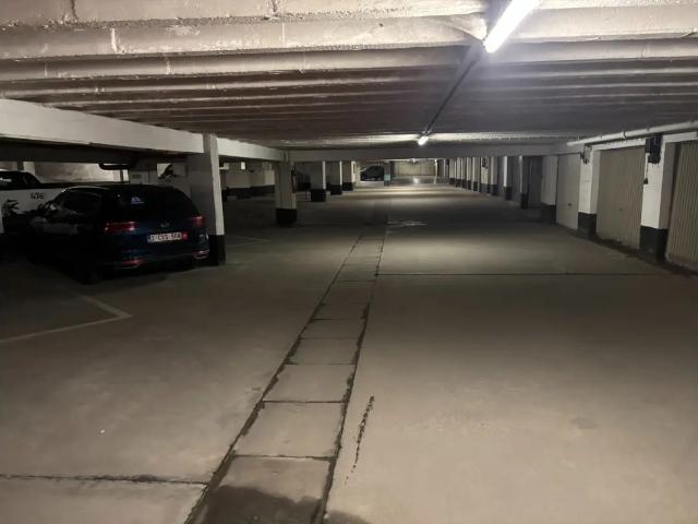 Garage location à Oostende, West-Vlaanderen