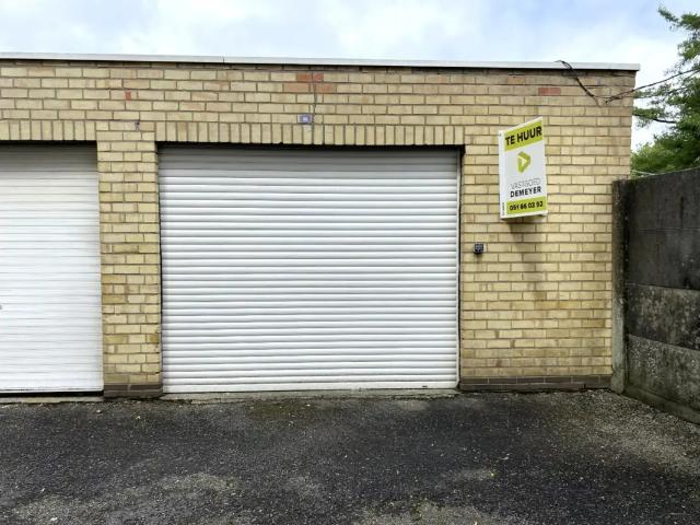 Garage location à Roeselare, West-Vlaanderen