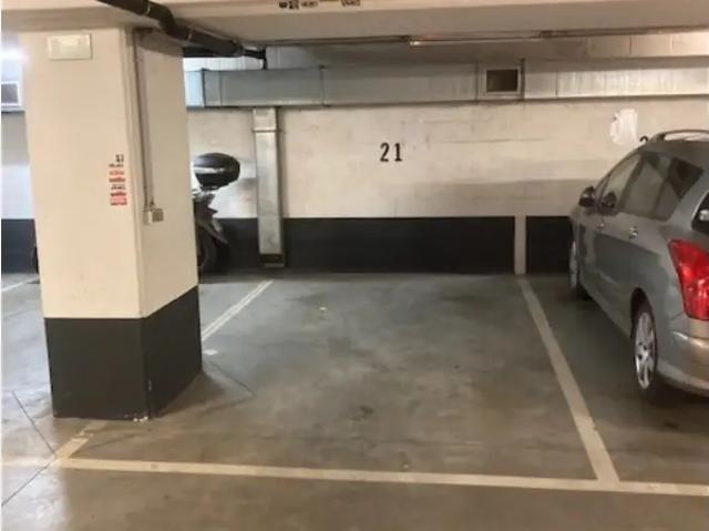 Garage location à Saint-gilles, Bruxelles