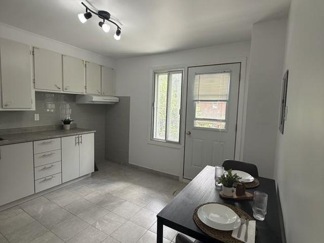 Apartment for rent in St. Leonard's, Quebec