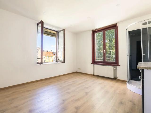 Kot location à Saint-Josse-ten-Noode - Sint-Joost-ten-Node, Brussel-Hoofdstad - Bruxelles-Capitale