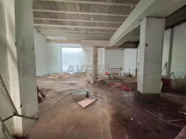 Local commercial location à Anfa, Gharb-Chrarda-Beni Hssen