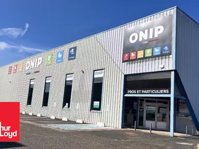 Local Commercial location à Lucé, Eure-et-Loir