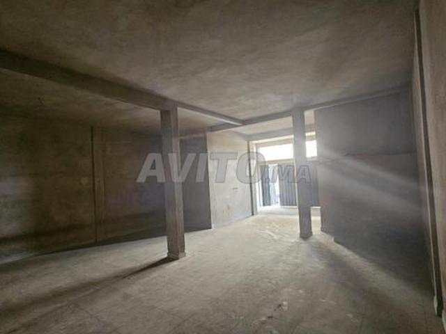 Local commercial location à Anfa, Gharb-Chrarda-Beni Hssen