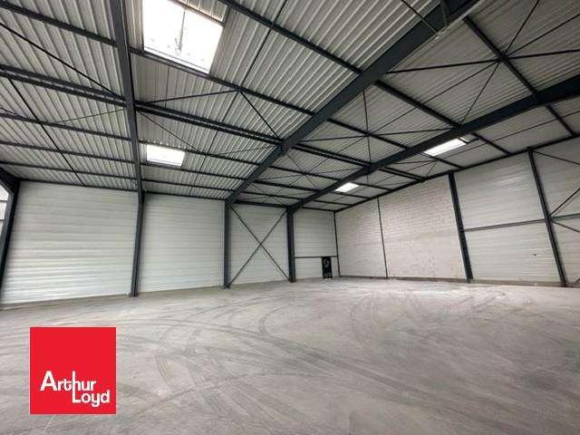 Local Commercial location à Mainvilliers, Eure-et-Loir
