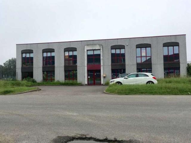Local Commercial location à Arques, Pas-de-Calais