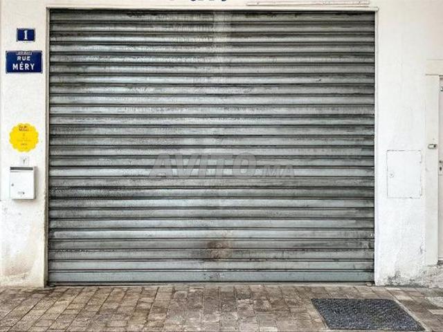 Local commercial location à Anfa, Gharb-Chrarda-Beni Hssen
