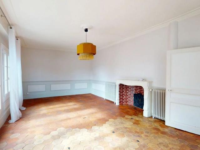 Maison location à Nogent-le-Phaye, Eure-et-Loir