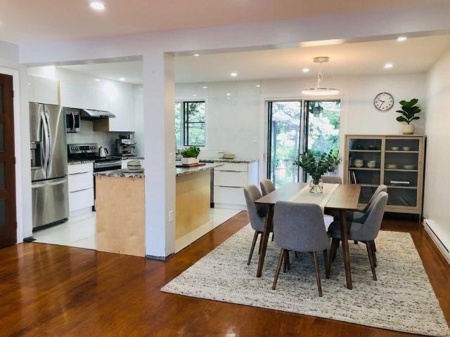 House for rent in Pointe-claire, Quebec