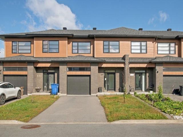 House for rent in Saint-Lazare, Montérégie