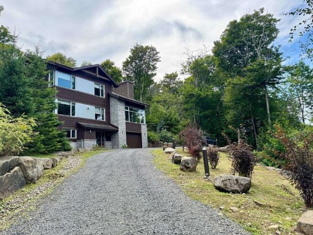 House for rent in Laurentides, Quebec