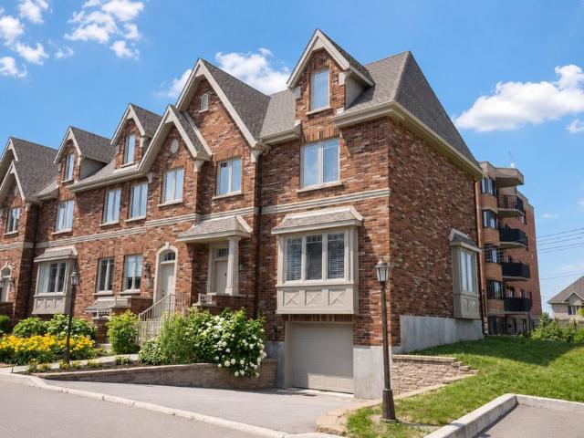 House for rent in Dollard-des-ormeaux, Quebec