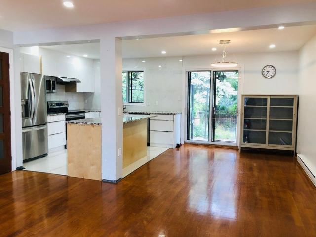 House for rent in Pointe-claire, Quebec
