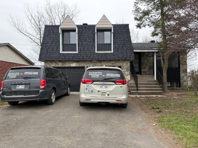 House for rent in Dollard-des-ormeaux, Quebec