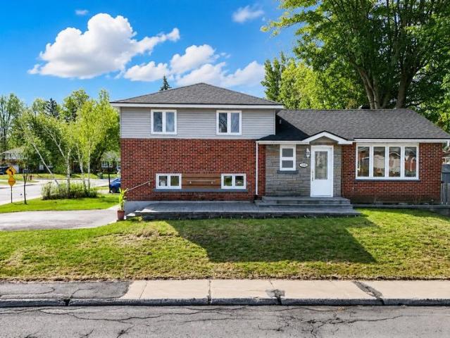House for rent in Pointe-claire, Quebec