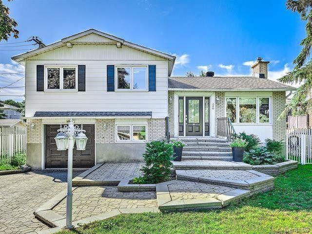 House for rent in Kirkland, Quebec