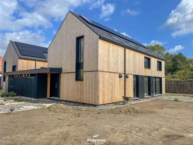Maison location à Pecq, Wallonie