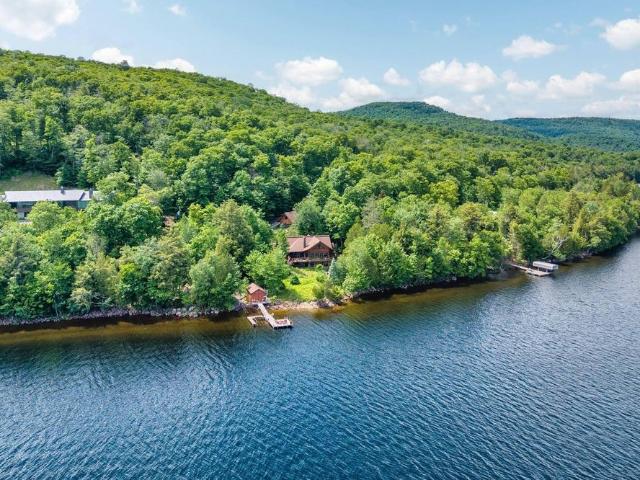 House for rent in Laurentides, Quebec