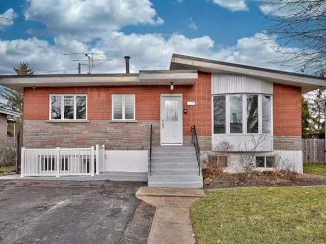 House for rent in Brossard, Quebec