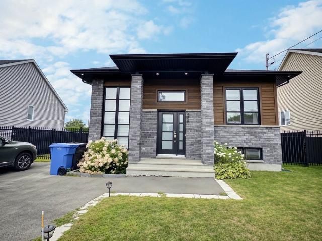 House for rent in Saint-lin, Quebec