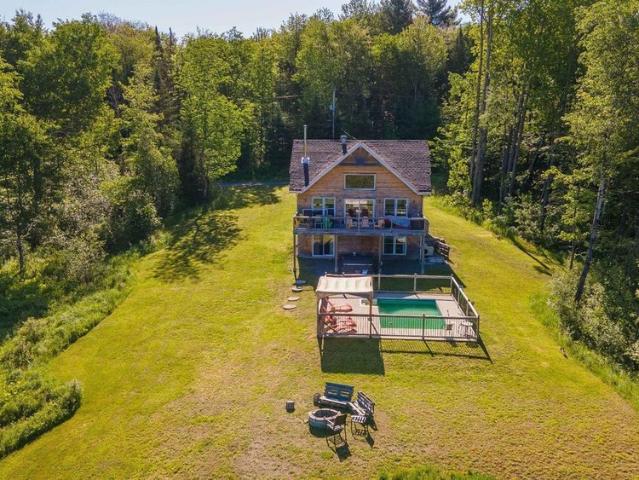 House for rent in Memphrémagog, Quebec