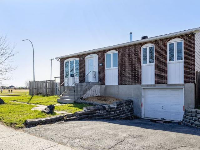 House for rent in Greenfield Park, Longueuil